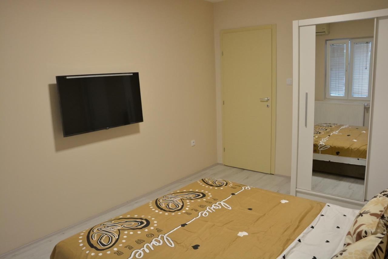 Garden Apartmani Jagodina Εξωτερικό φωτογραφία